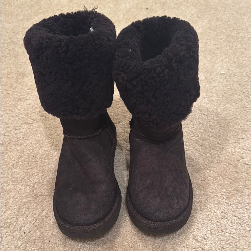 Cozy Brown Women’s Fur Boots - size 8